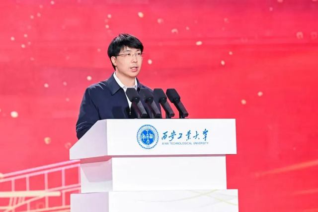 Jiang Lan in research trip to Shaanxi province