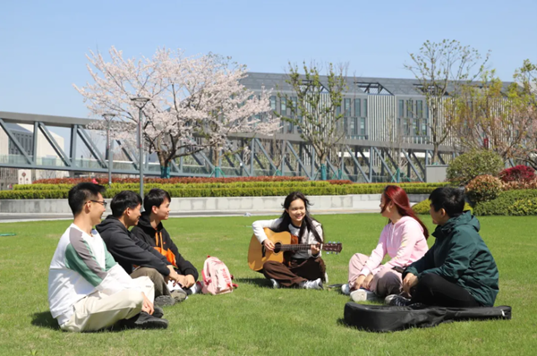 1712739971018007197.png 10.png